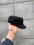 Sort Tarigano-kasket – front